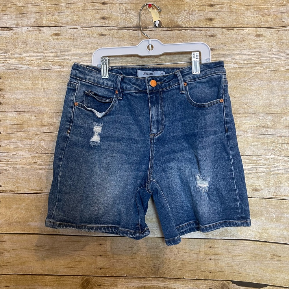 JustFab jean shorts 🛍